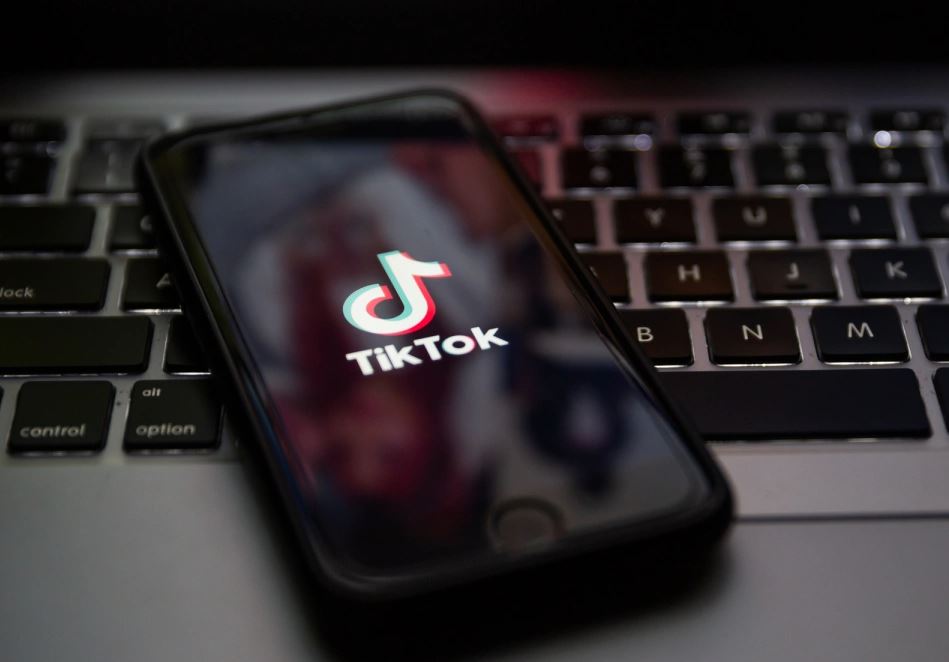 TikTok App auf dem Handy